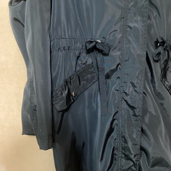 Ci Sono women's M mid length split back navy all season hooded jacket EUC - Picture 4 of 5